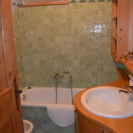 Apartment Ronco - Stayincortina
